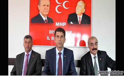 Diyarbakır'da MHP'den gazetecilere 50 TL'lik zarflar