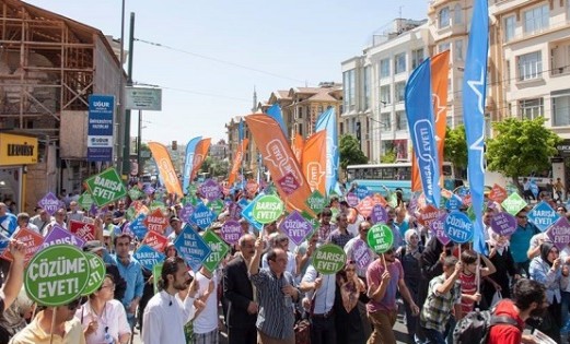 İstanbul'da "Şimdi barış zamanı" sesleri