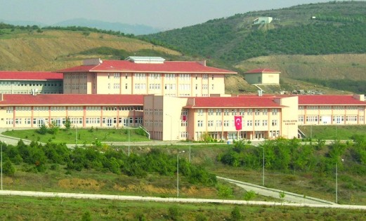 Düzce Üniversitesi Fen Edebiyat Fakültesi Çerkes Dili ve Edebiyatı Bölümü İlk Öğrencilerini Bekliyor