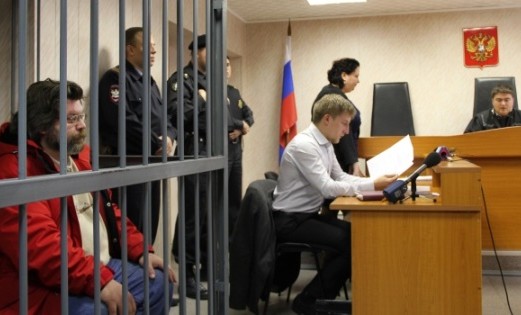 Rusya,Greenpeace eylemcilerini korsanlık suçundan yargılıyor
