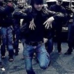 Kislovodsk’ta 18 öğrenci sokakta dans ettiği için okuldan atıldı