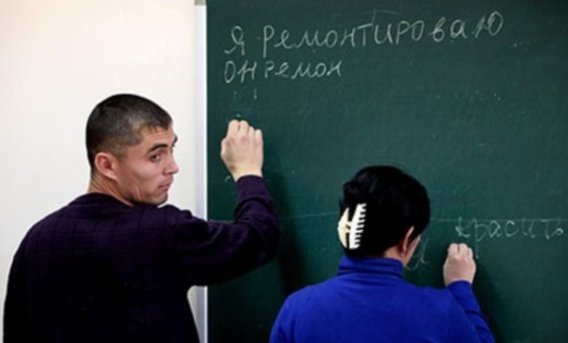 Rusya'da yeni tasarı:"Göçmenlere iş yerinde Rusça konuşma zorunluluğu"
