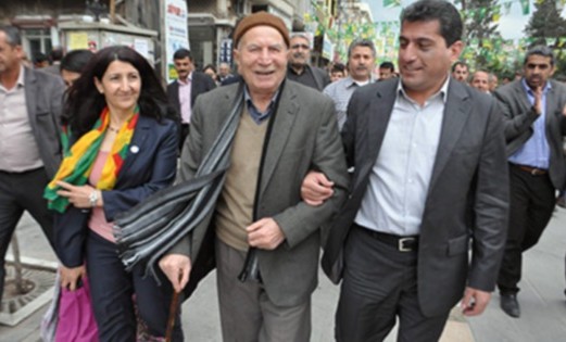 Mardin'de yaşayan Çeçenler BDP'ye katıldı