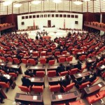 “Demokratikleşme Paketi” Meclis’te kabul edildi