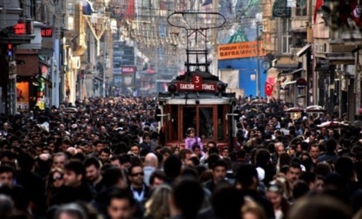 Türkiye geçen yıla göre daha mutsuz