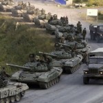 Rus askeri araçları Ukrayna’ya girdi