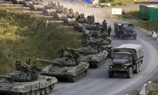 Rus askeri araçları Ukrayna'ya girdi